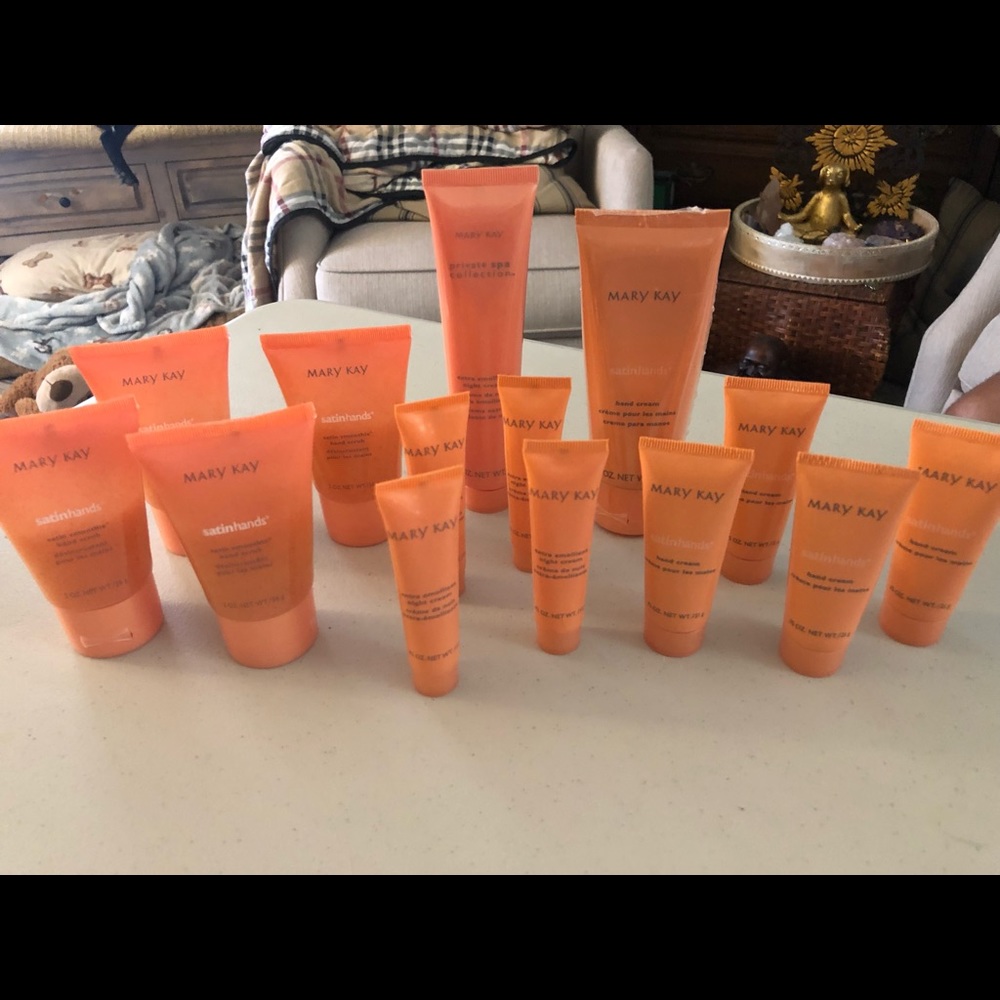 Mary Kay Satin Hands- will be sold as a package